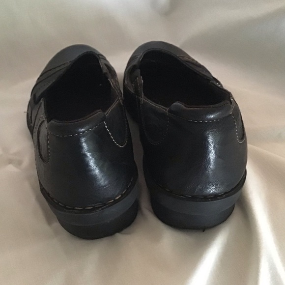 Clarks Shoes | Clarks Navy Leather Mary Janes Shoes 7m S7 | Poshmark